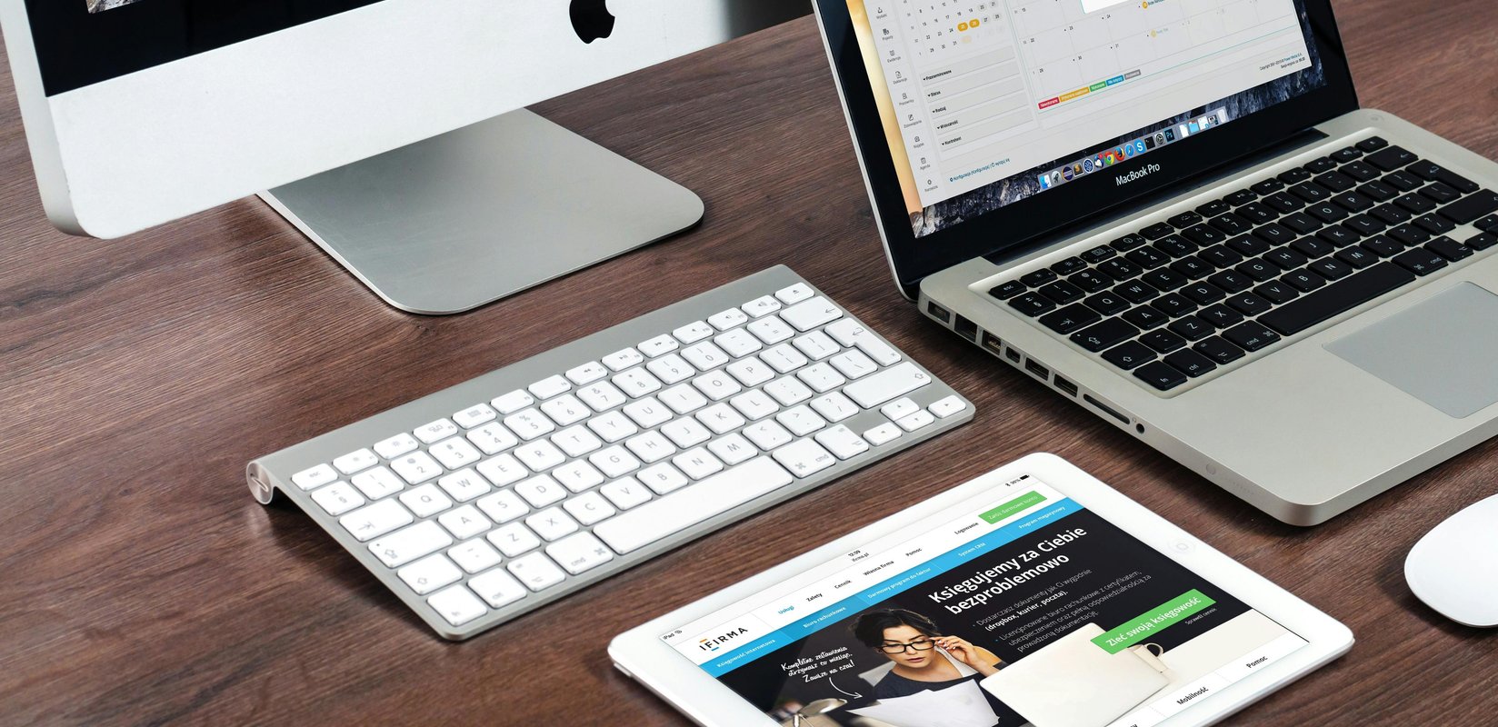contractor website shown across desktop, tablet, and mobile for local SEO