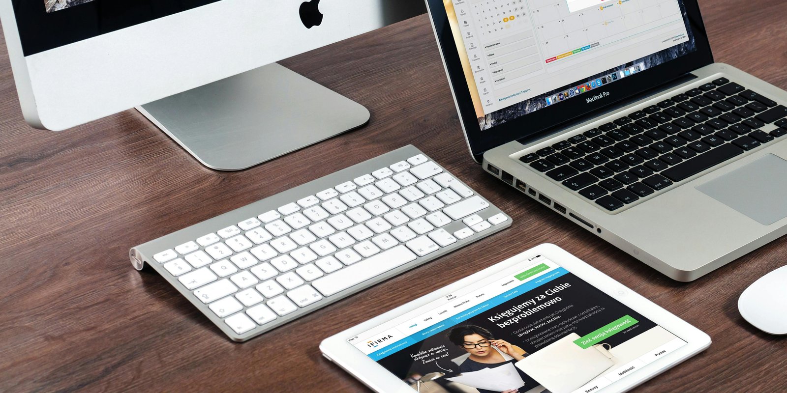 contractor website shown across desktop, tablet, and mobile for local SEO